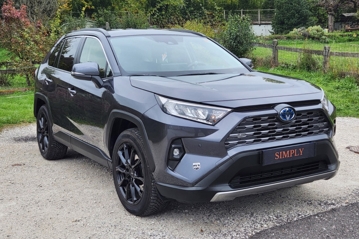 TOYOTA RAV4 HYBRIDE MY24