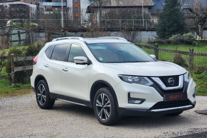 NISSAN X-TRAIL