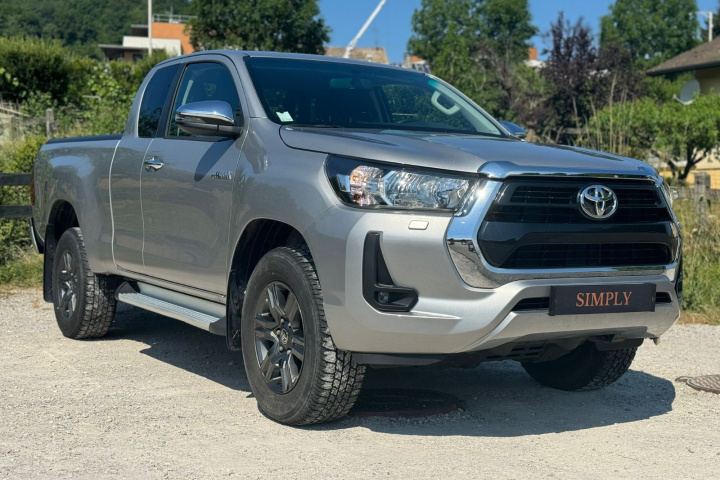 TOYOTA HILUX X-TRA CABINE RC23