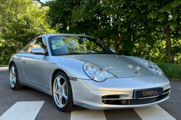 PORSCHE 911 CARRERA COUPE 996