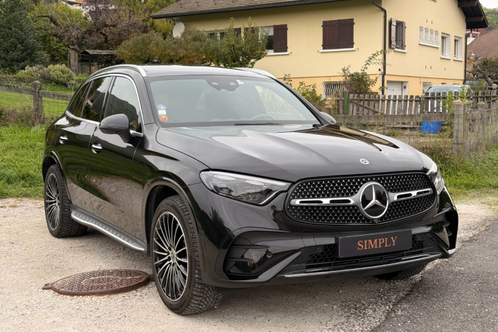 MERCEDES GLC