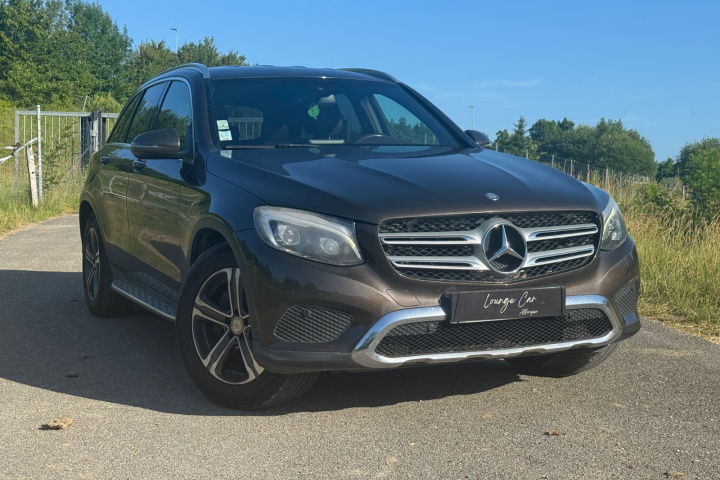MERCEDES GLC