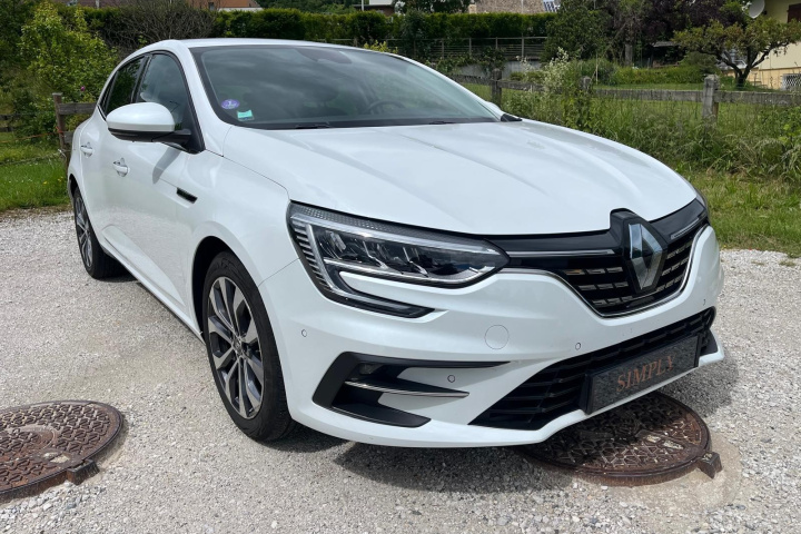 RENAULT MEGANE IV BERLINE